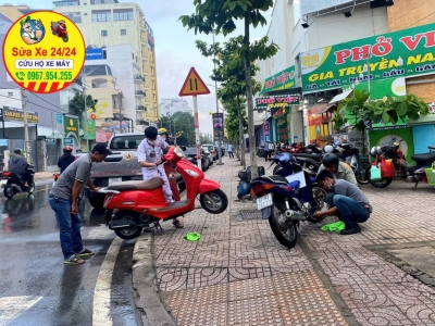 Cứu hộ xe máy Quận 1 – Dịch vụ hỗ trợ tân nơi 24/7